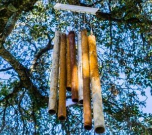 DIY-wind-chimes-from-recycled-materials