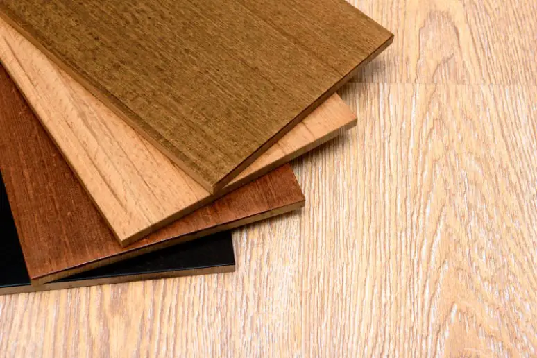 Samples-of-laminate-flooring-floor-boards